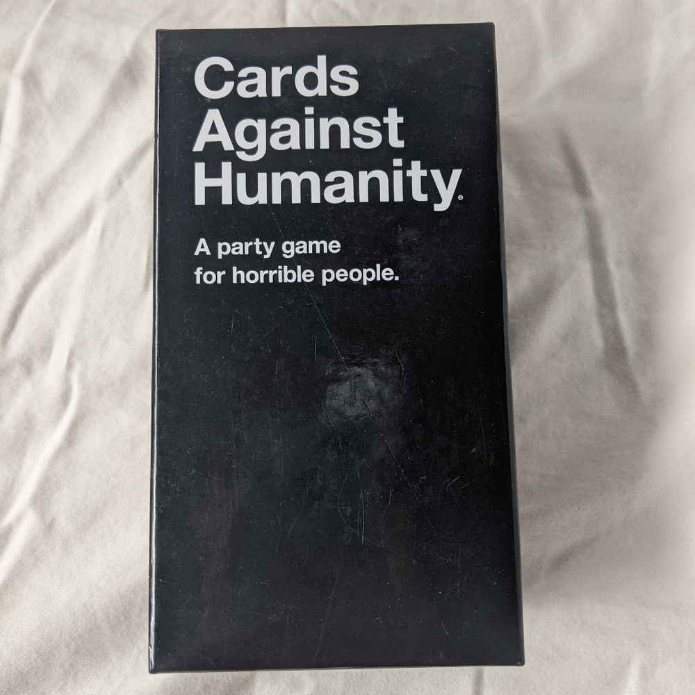 Cards Against Humanity - Picture 3 of 3